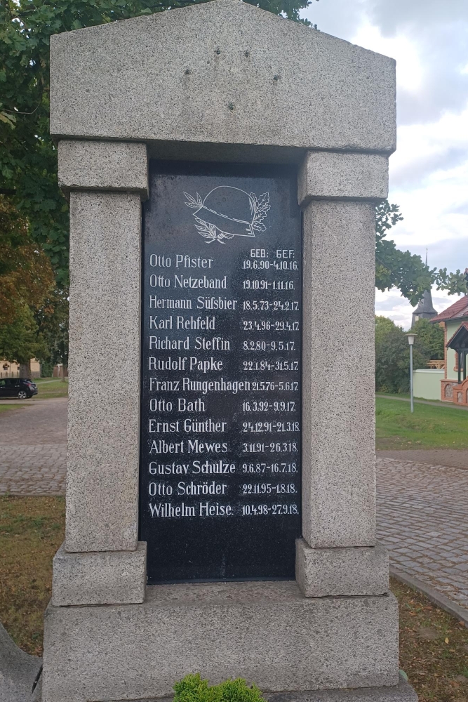 War Memorial Teschendorf #5