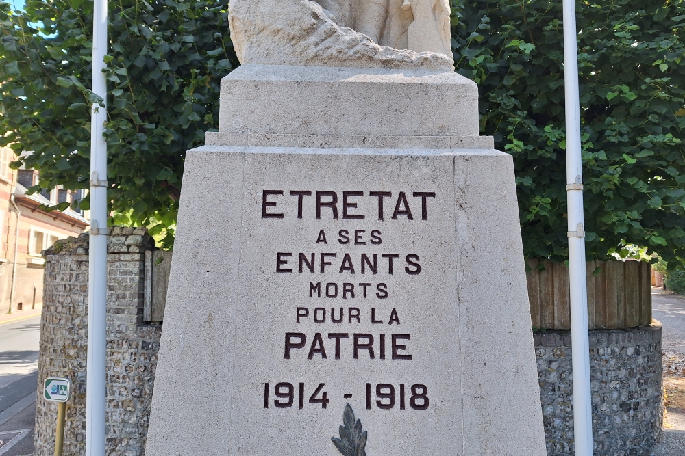 Oorlogsmonument Étretat #2