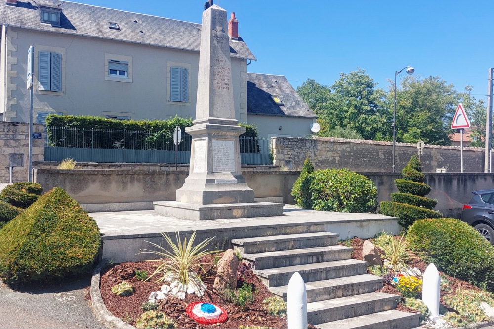 Oorlogsmonument Coulanges-lés-Nevers #2