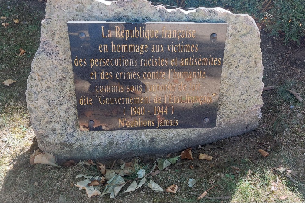 Monument voor de Gedeporteerden van de Regio van la Nievre #8