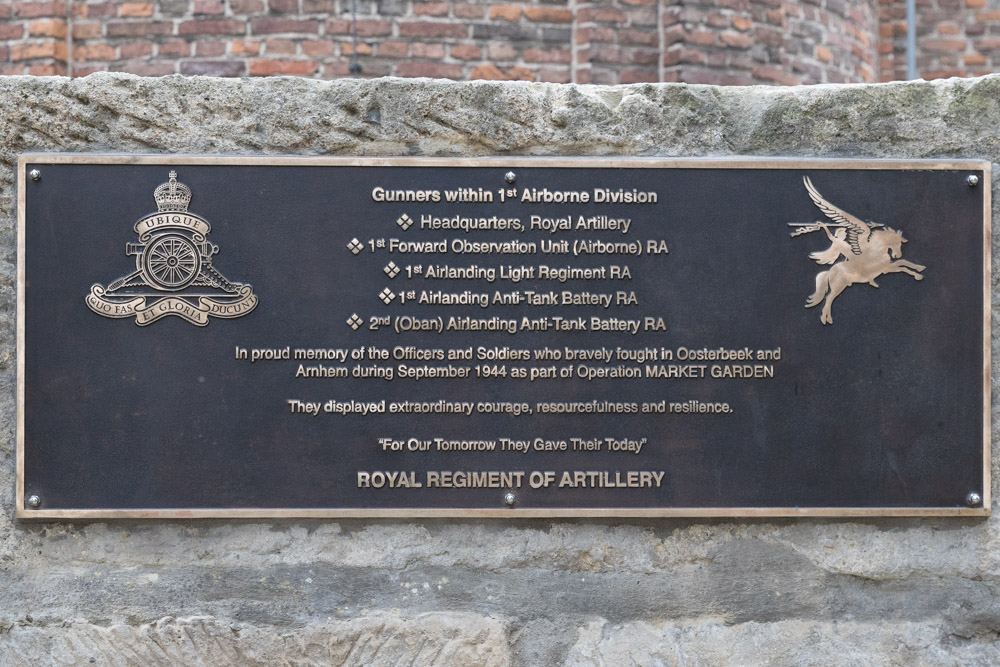 Gedenkteken Gunners within 1st Airborne Division #1