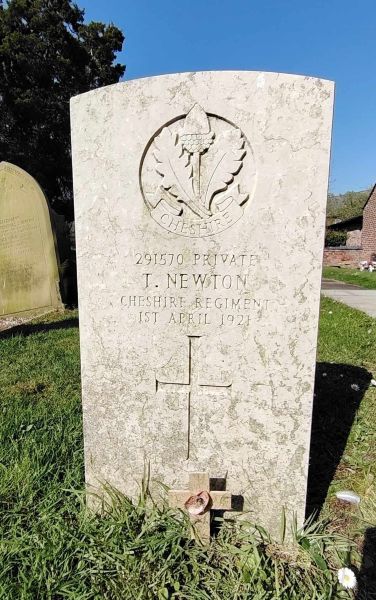 Commonwealth War Graves Wheelock Heath Baptist Chapelyard #5