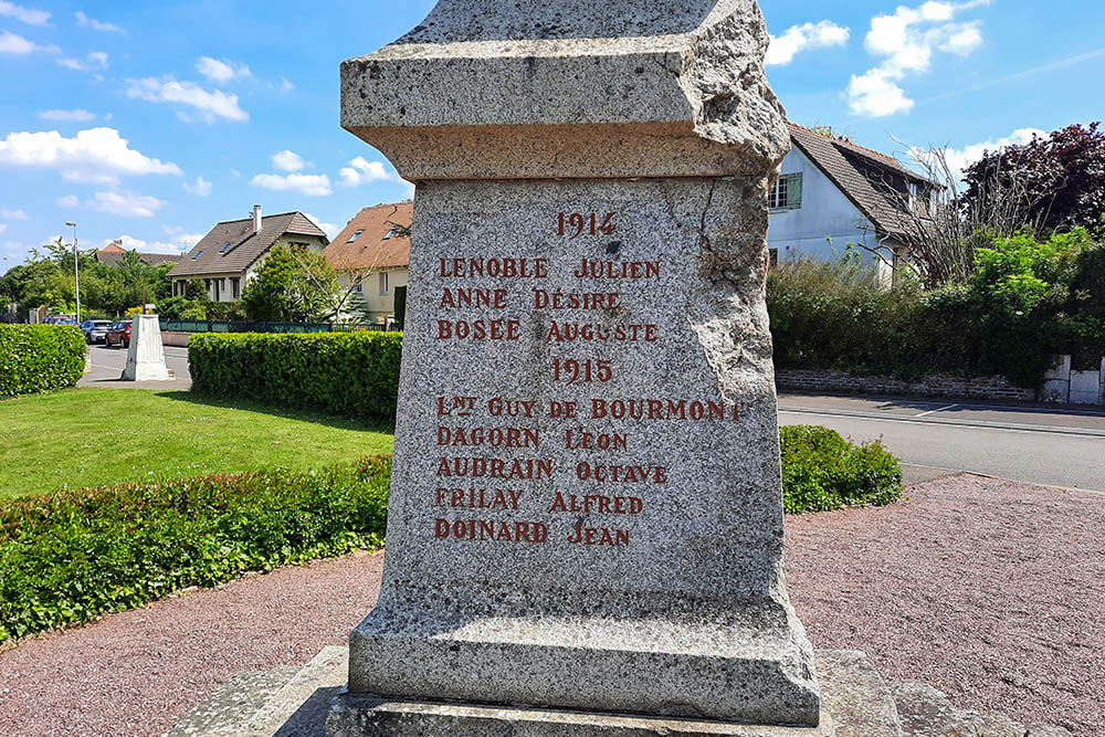 Oorlogsmonument Maltot #1