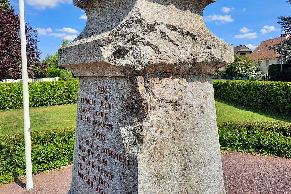 Oorlogsmonument Maltot #3