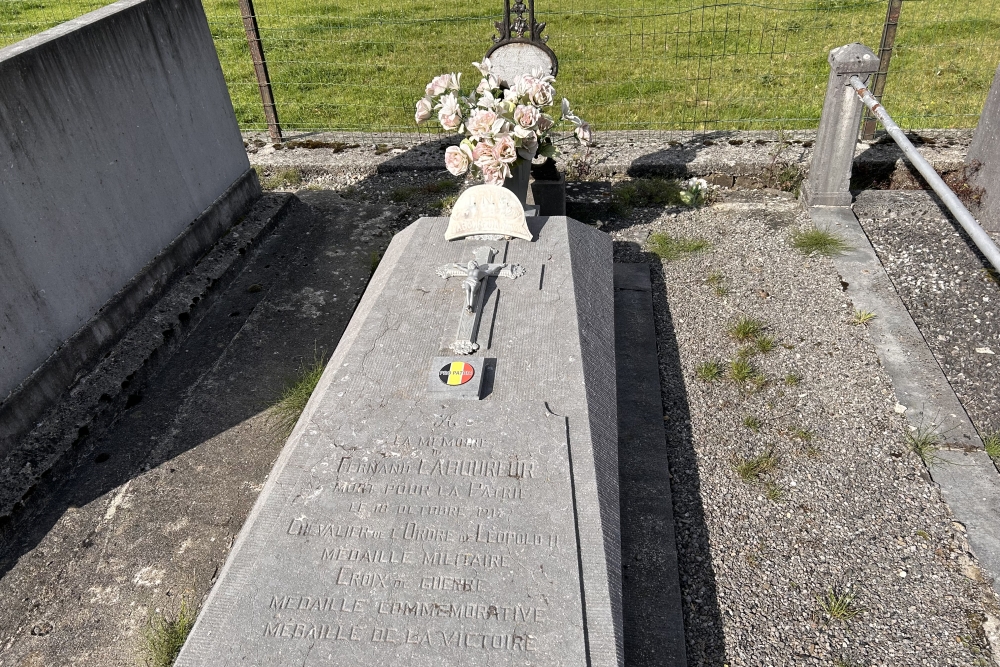 Belgische oorlogsgraven te Oneux #1