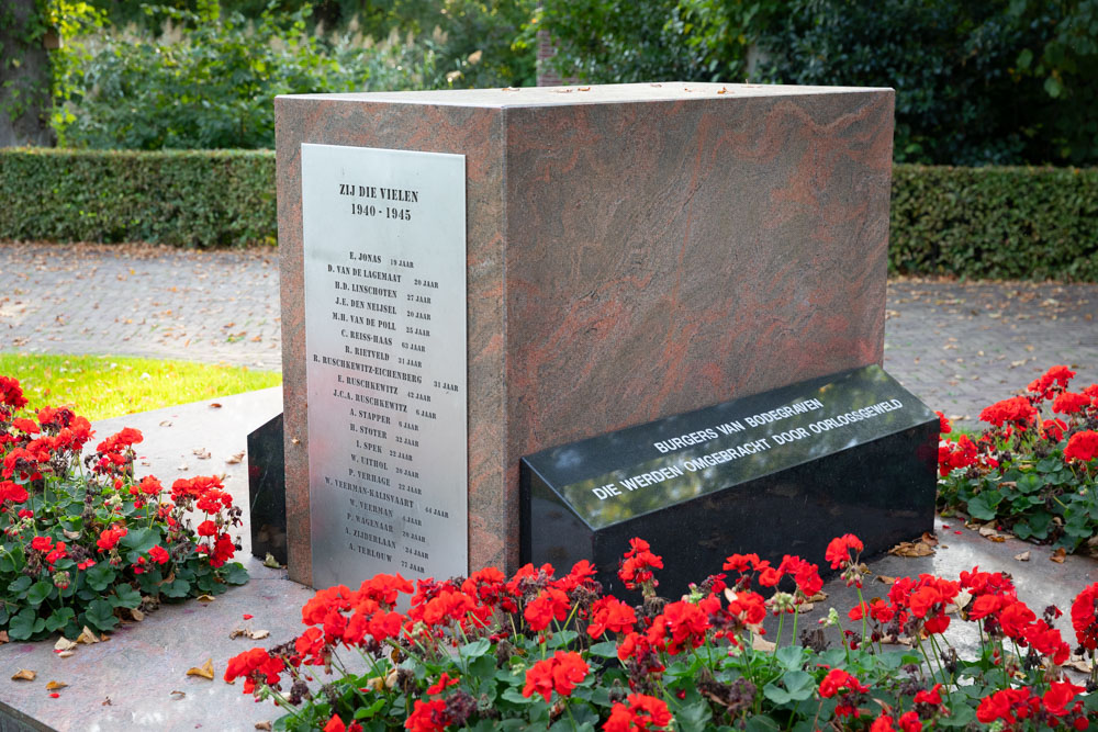 War Memorial Bodegraven #6