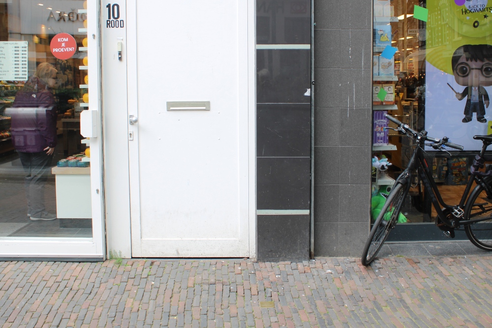 Stumbling Stone Grote Houtstraat 10 #2