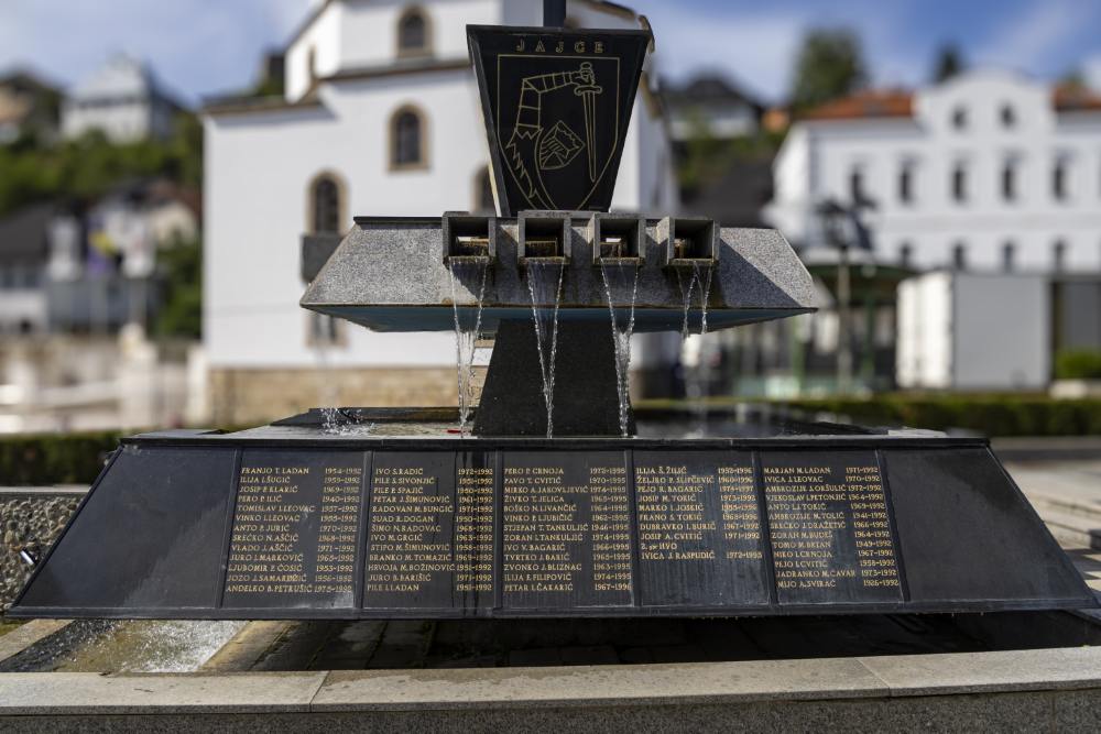 Monument voor de Kroatische Verdedigers van Bosnië #7