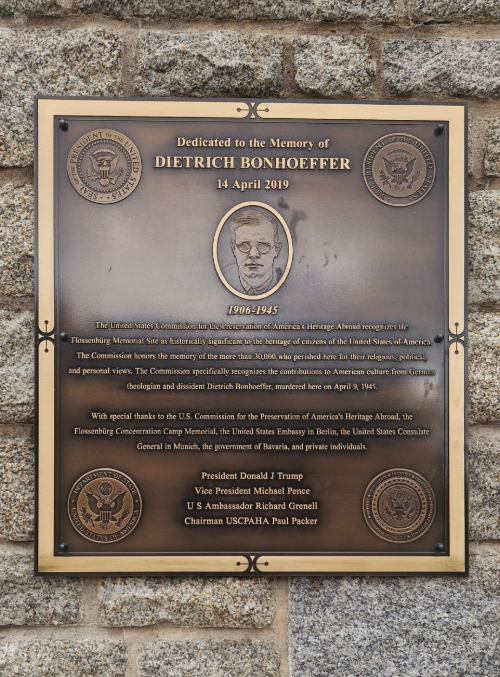 Monument Dietrich Bonhoeffer Flossenburg #1