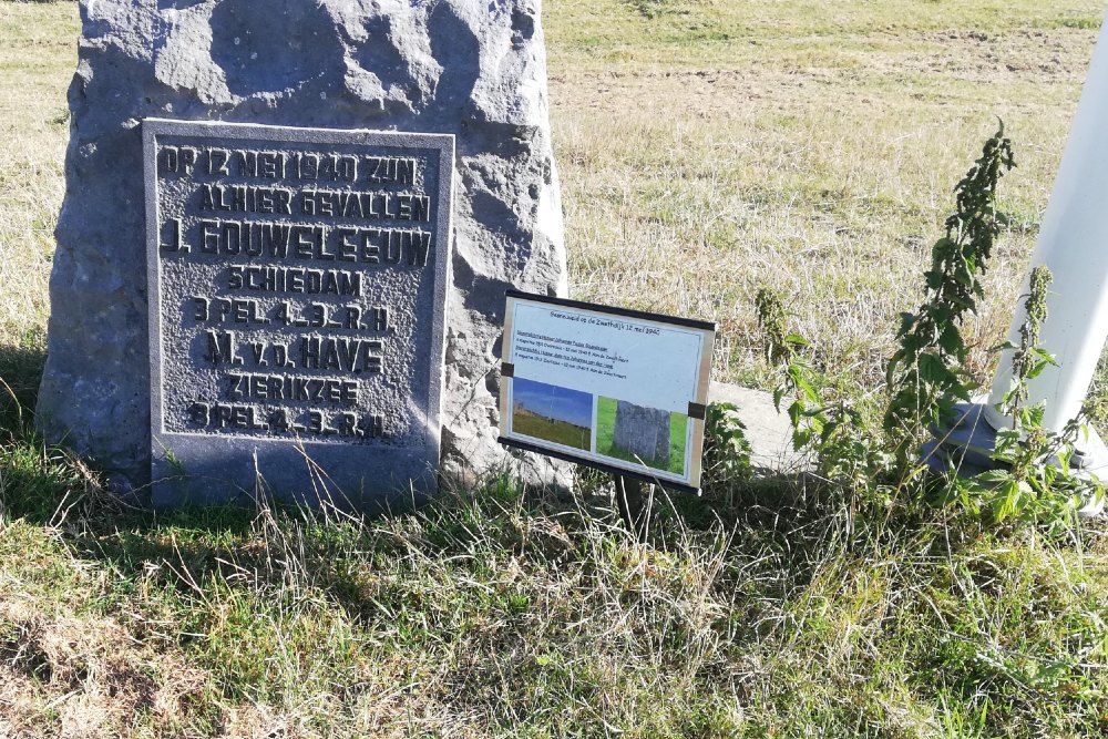 Memorial Killed Soldiers at the Zweth