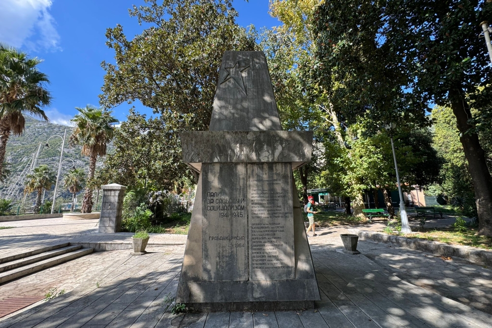 Memorial Killed Partisans Risan #3