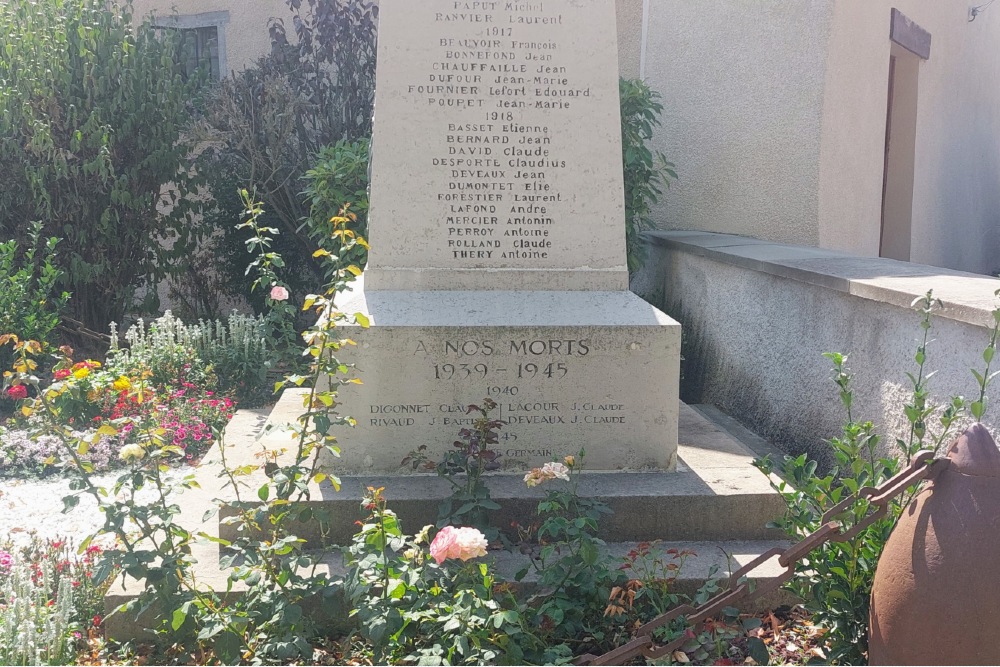 War Memorial  Saint-Germain-Lespinasse #5