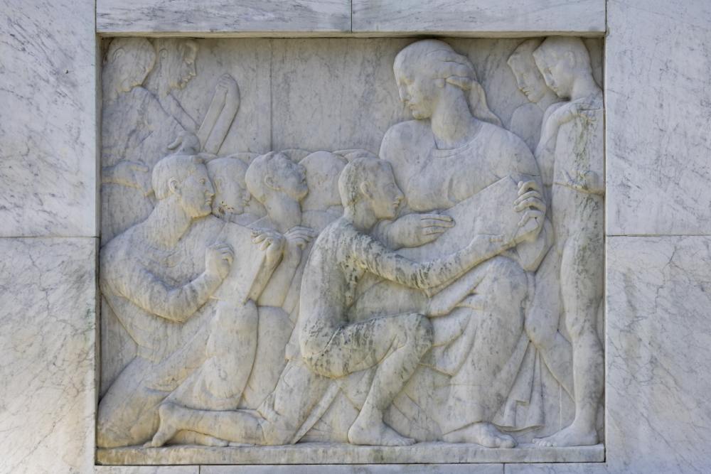 Monument van Dankbaarheid aan Frankrijk #8