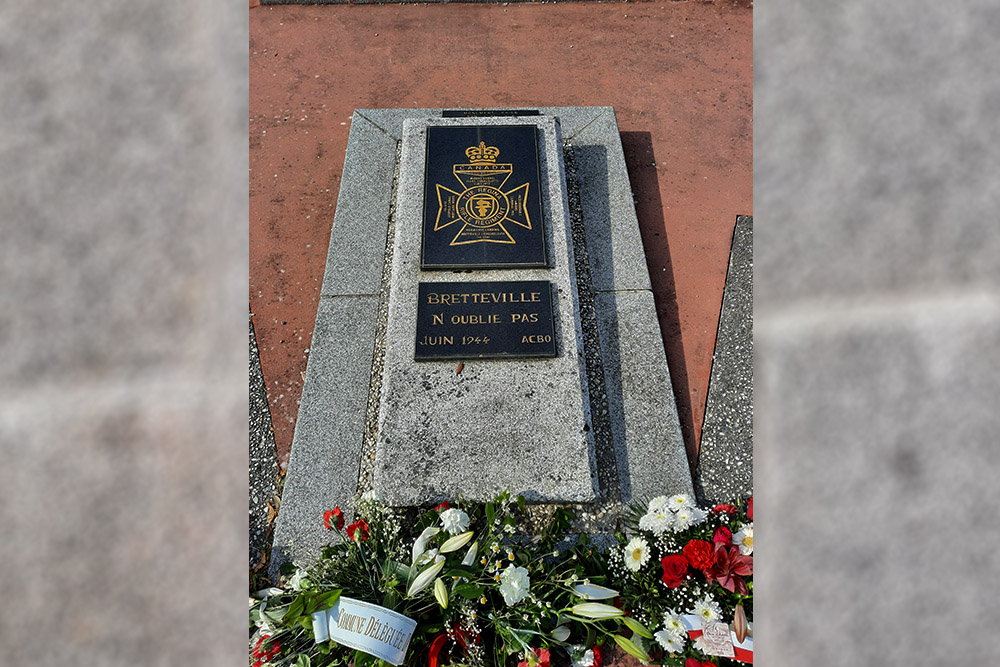 Monumenten Regina Rifle Regiment #3