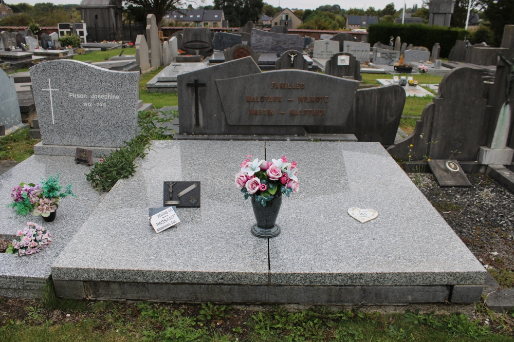 Belgian Graves Veterans Emines #4