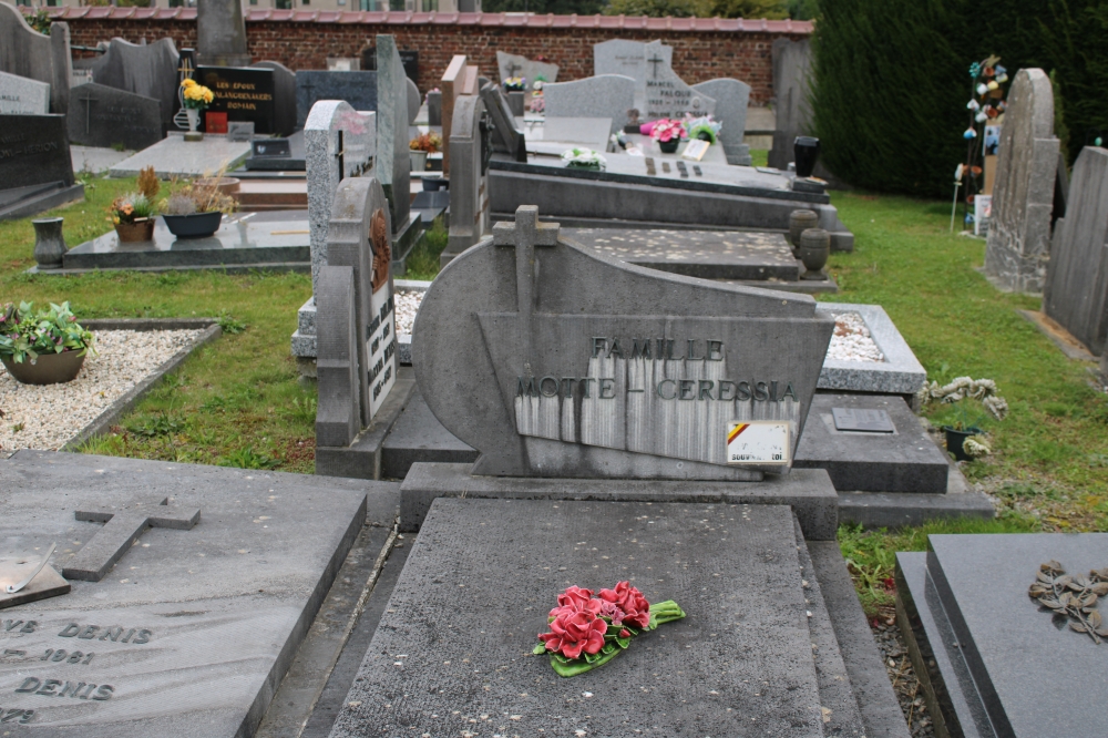 Belgian Graves Veterans Emines #5