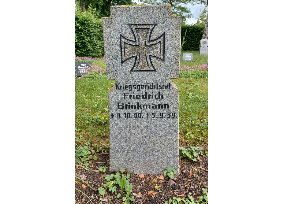 Duitse Oorlogsgraven Burg bei Magdeburg #5