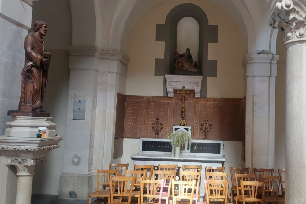 Oorlogsmonument in Kerk Varennes-sur-Allier #6