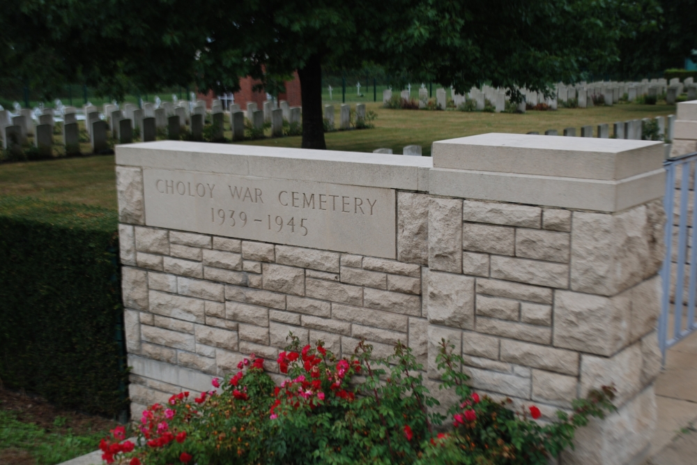 Commonwealth War Cemetery Choloy #2