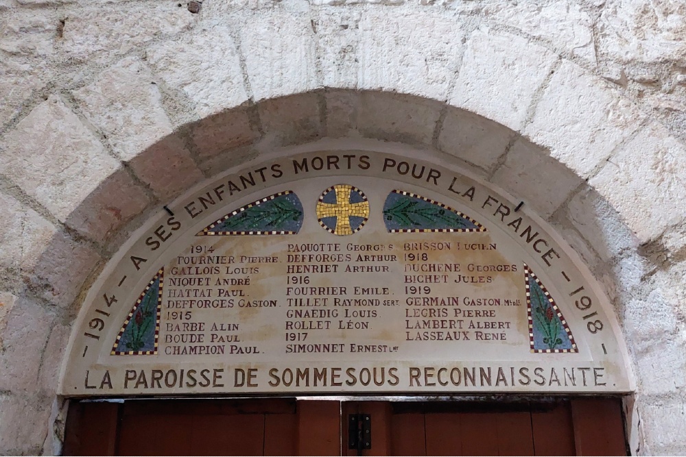 Oorlogsmonument in Kerk Sommesous #1