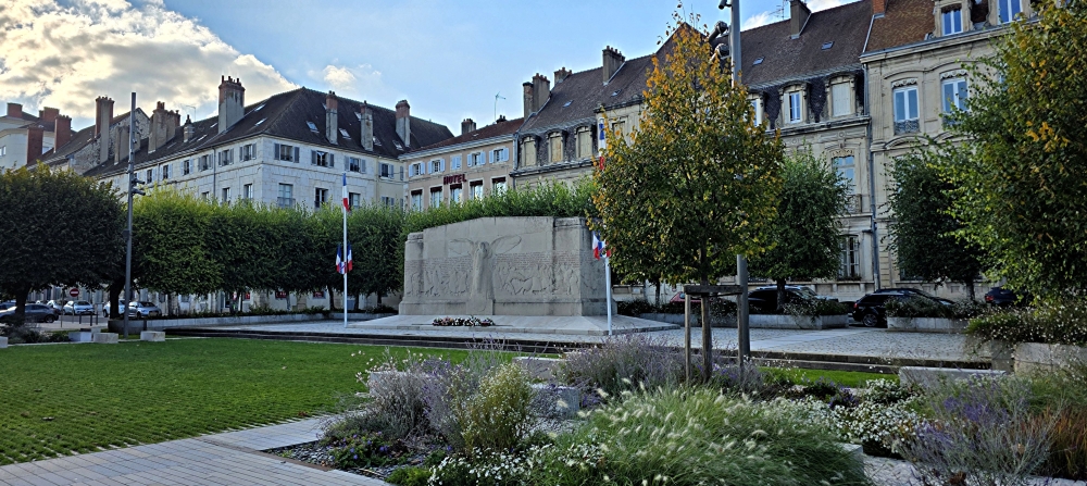 Oorlogsmonument Chalon-sur-Saône #3