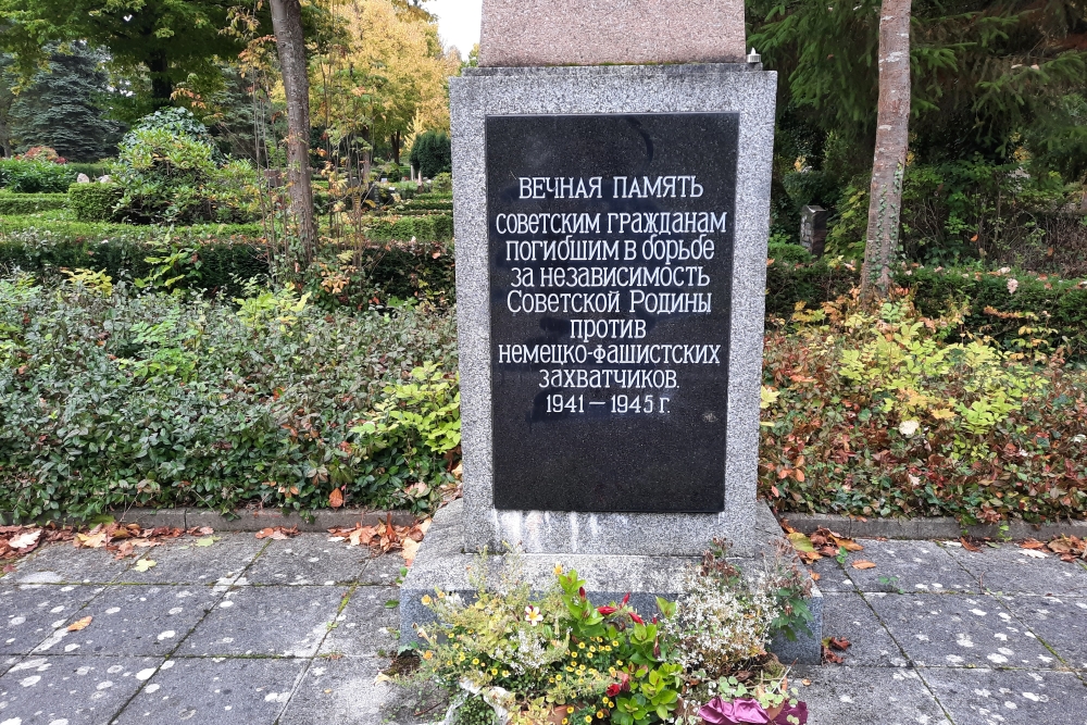 Russian War Memorial Eisenach #2