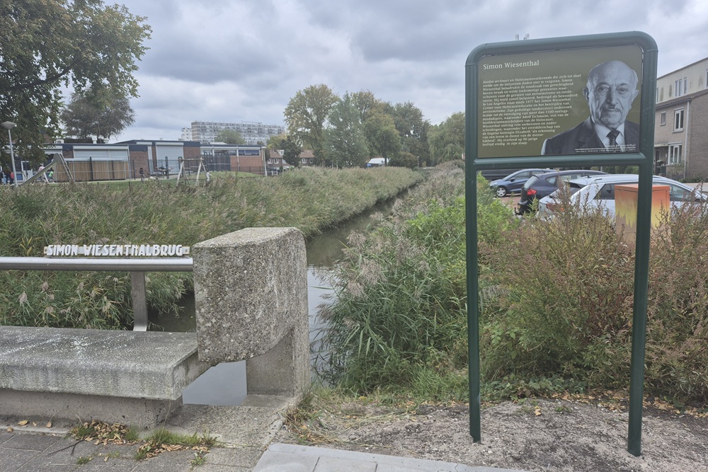 Memorial Plates De Aker Simon Wiesenthal Bridge #2