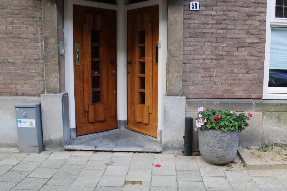 Stolpersteine Michelangelostraat 58 #4
