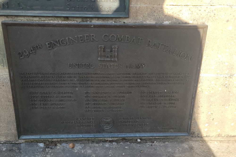 Gedenktekens 294th Combat Engineer Battalion