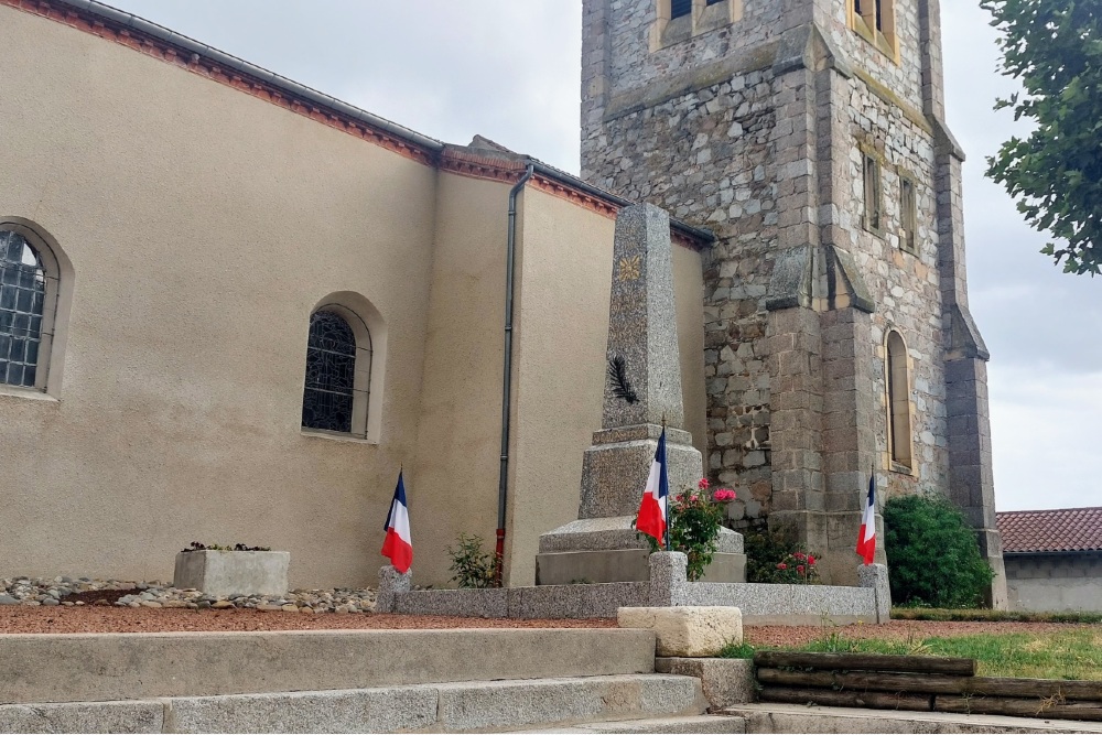 Oorlogsmonument Mizérieux #3