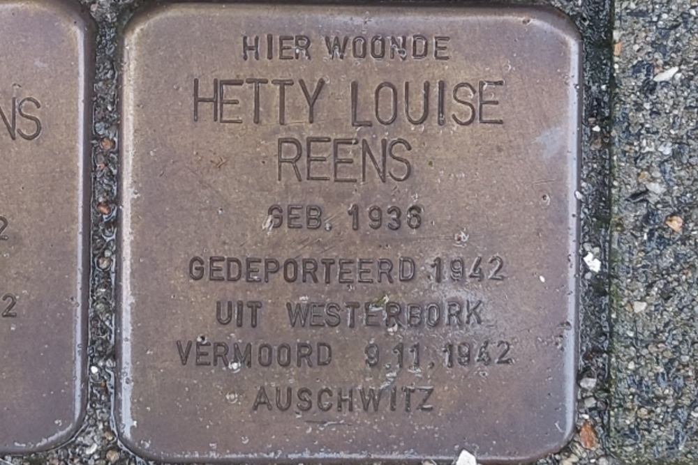 Stumbling Stones Straatweg 68a #8