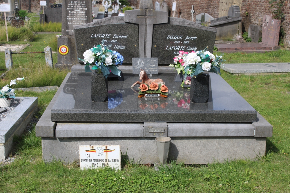 Belgian Graves Veterans Aische-en-Refail #2