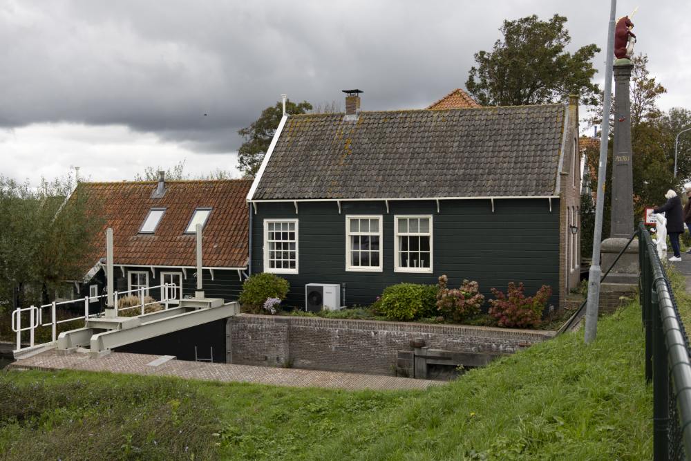 Stelling van Amsterdam - Schut Locks & Lock keeper's house Schardam #5
