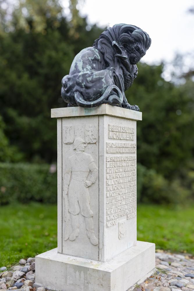 Egbert Snijder Monument Edam #4