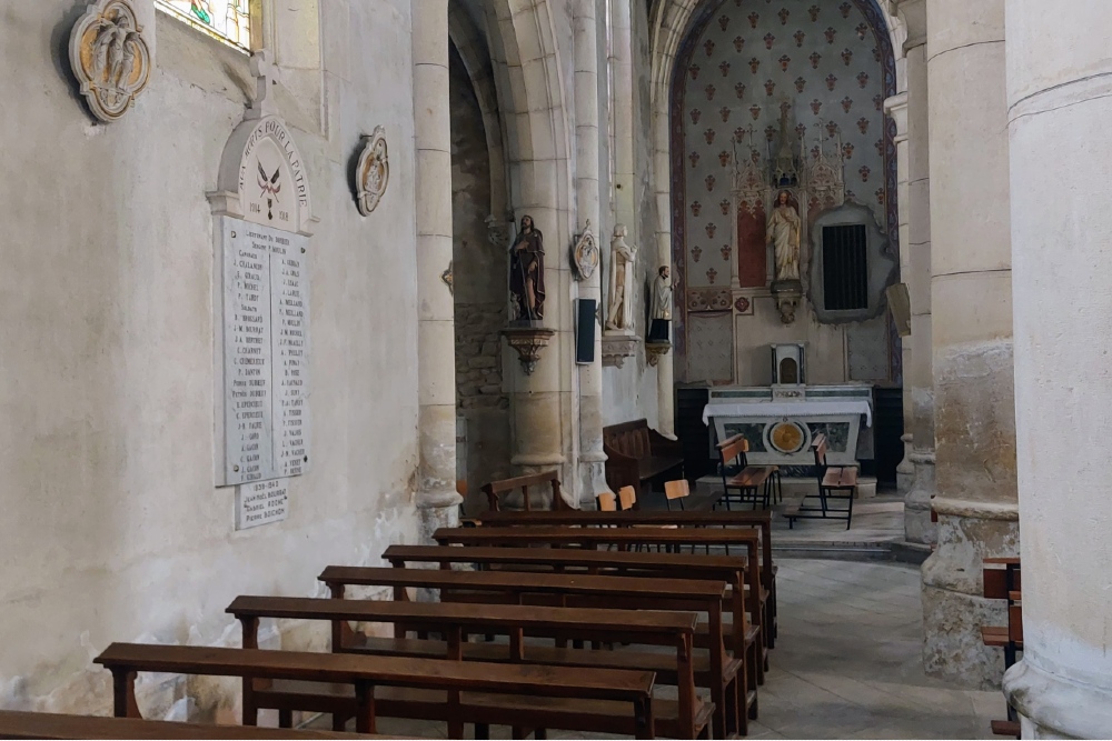 War Memorial  Saint-Cyr-les Vignes Church #6