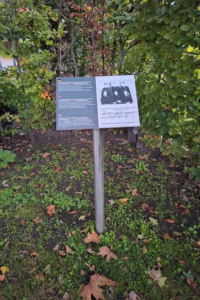 Memorial Lancaster LL971 #3