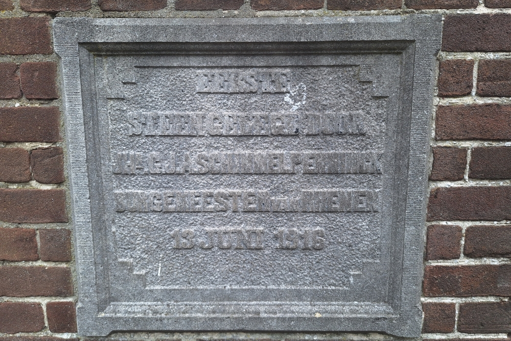 Memorial 2-1-8 R.A. Achterberg #3