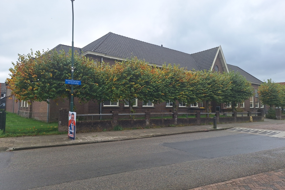 Memorial 2-1-8 R.A. Achterberg #5