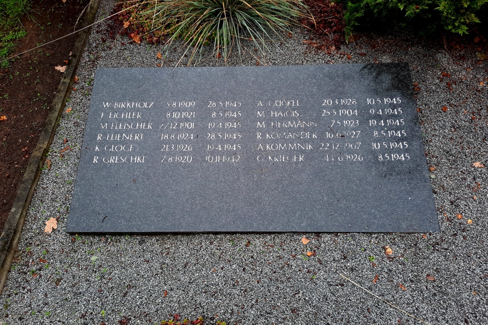 Mass Grave German Soldiers #2