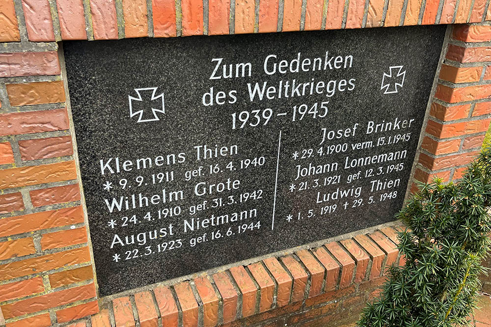 Oorlogsmonument Klosterholte #3