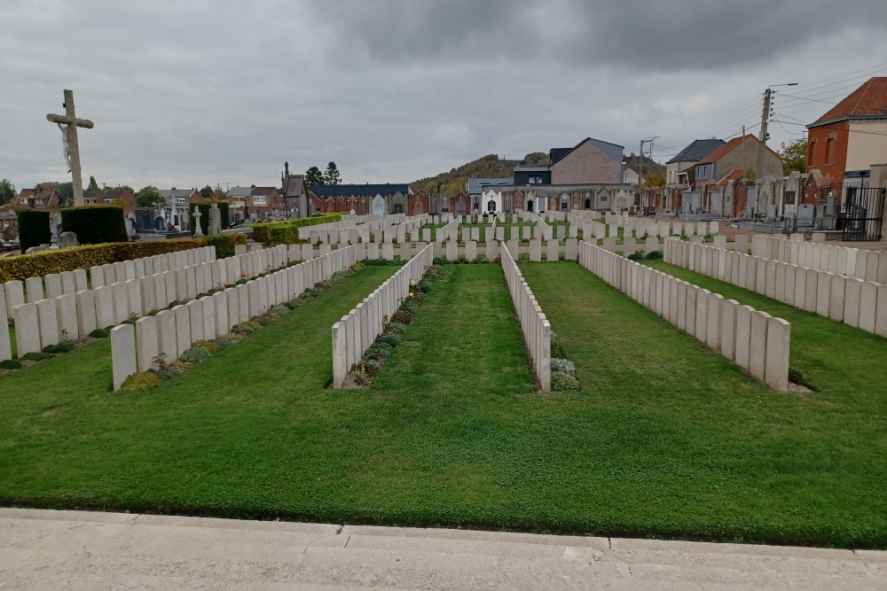 Commonwealth War Graves Nœux-les-Mines #4