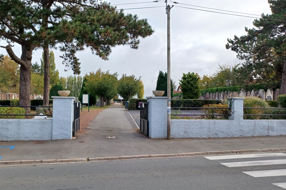 Commonwealth War Graves Sailly-Labourse #6