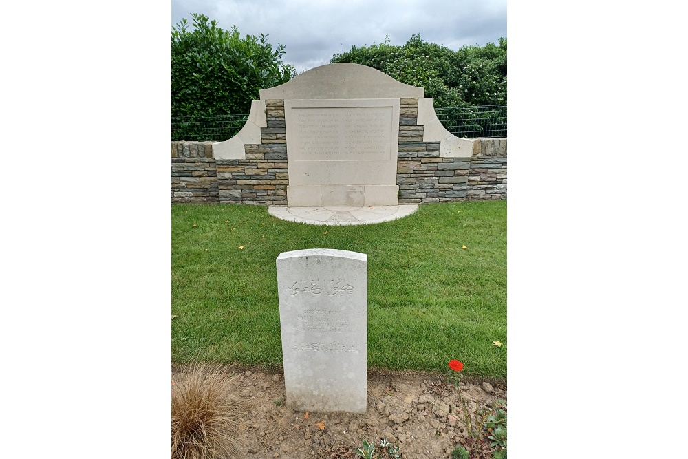 Commonwealth War Cemetery Zelobes (Indian) #5