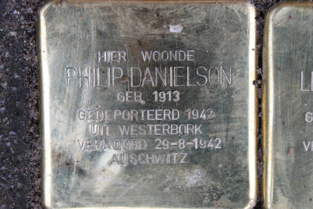 Stolpersteine Abraham Kuijperlaan 93a #2