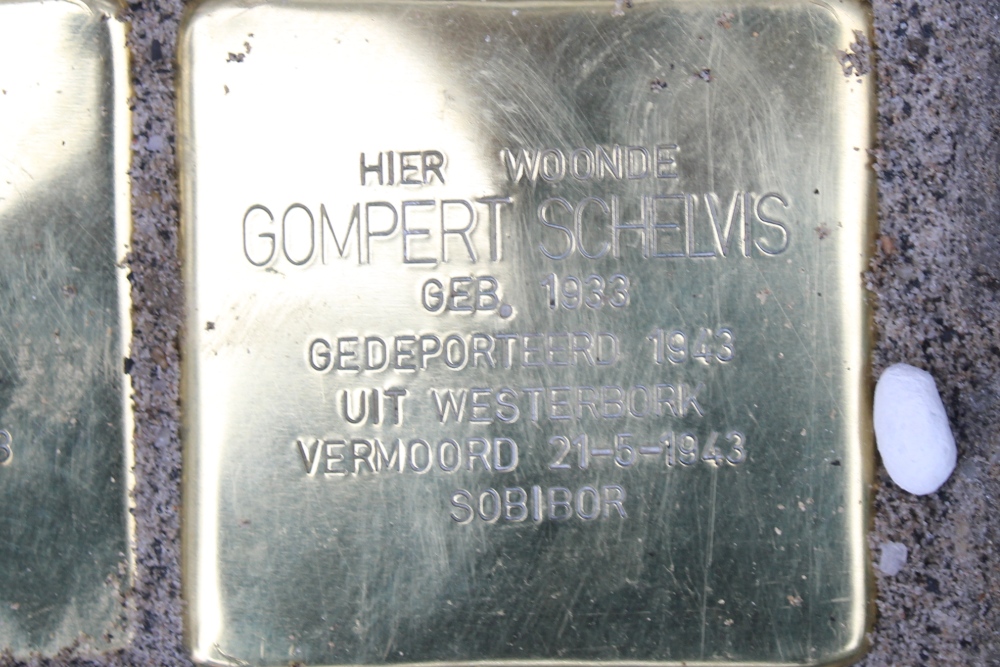 Stolpersteine Ooievaarstraat 58b #5