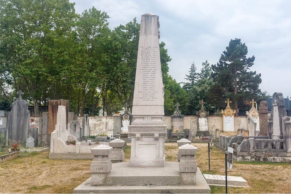 Oorlogsmonument Andrézieux-Bouthéon #5