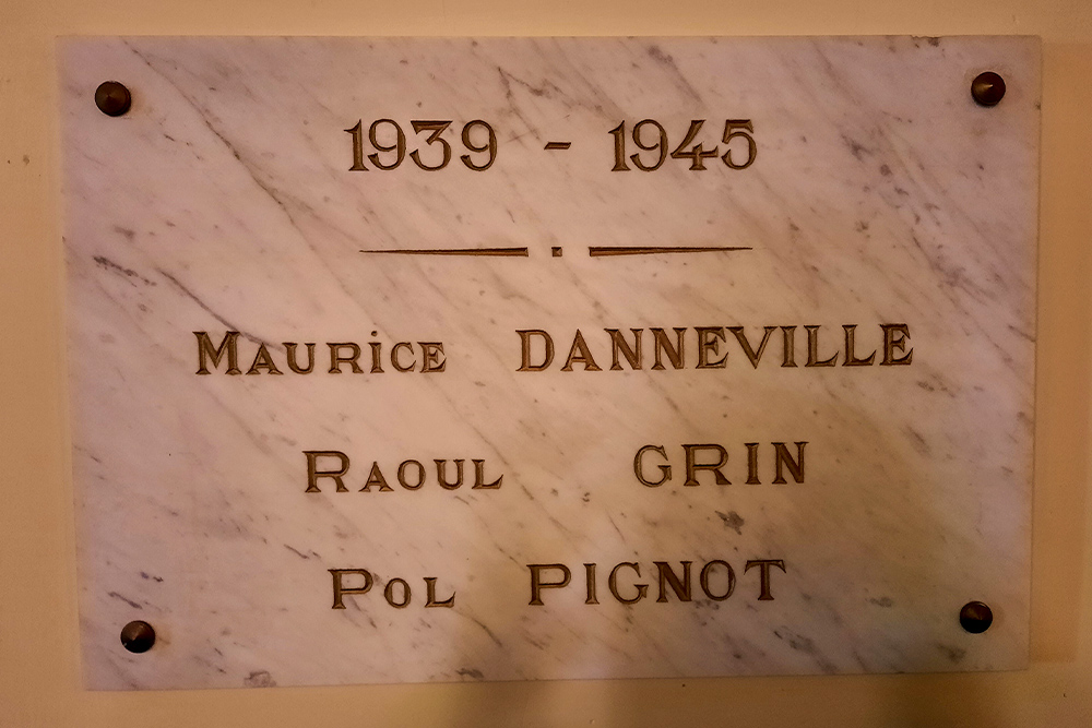 Memorials Ver-sur-Mer #4