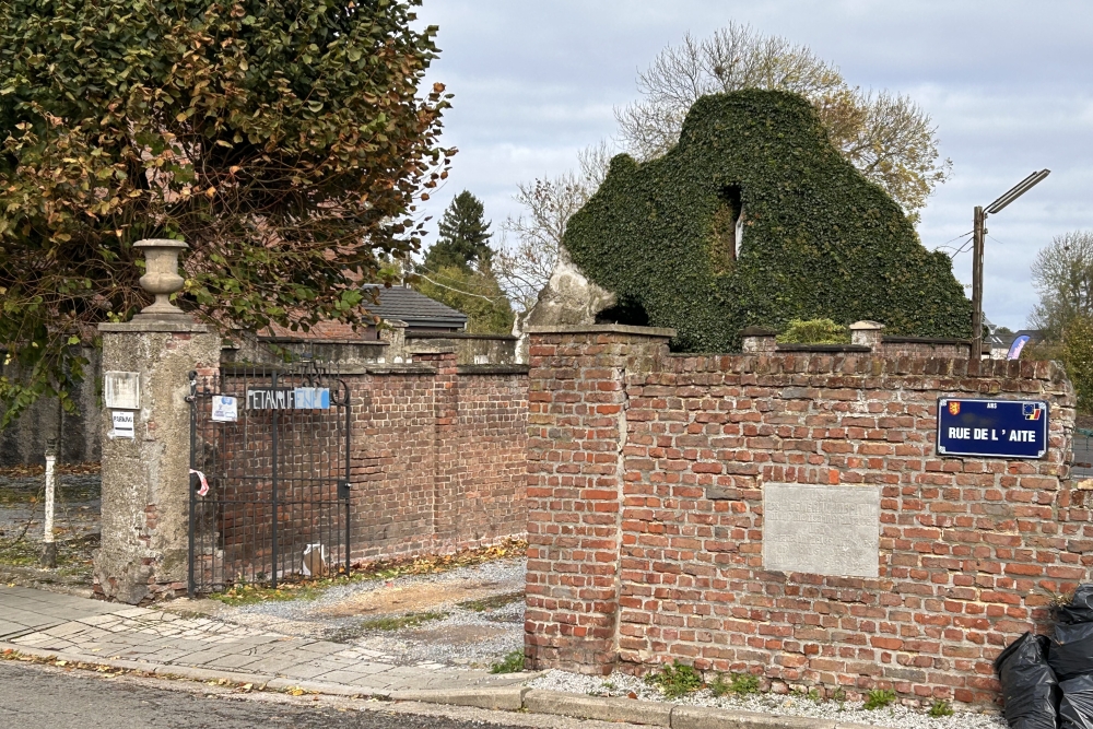Memorials Cemetery Alleur #3