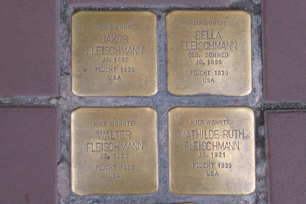 Stumbling Stones Obere Königstrasse 16 #4
