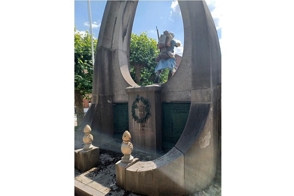 War Memorial Orchies #3